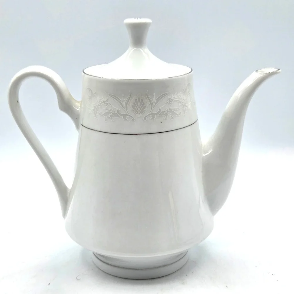 Crown‎ Ming Fine China Jian Shiang Teapot - Royal Palm Design, Silver Trim